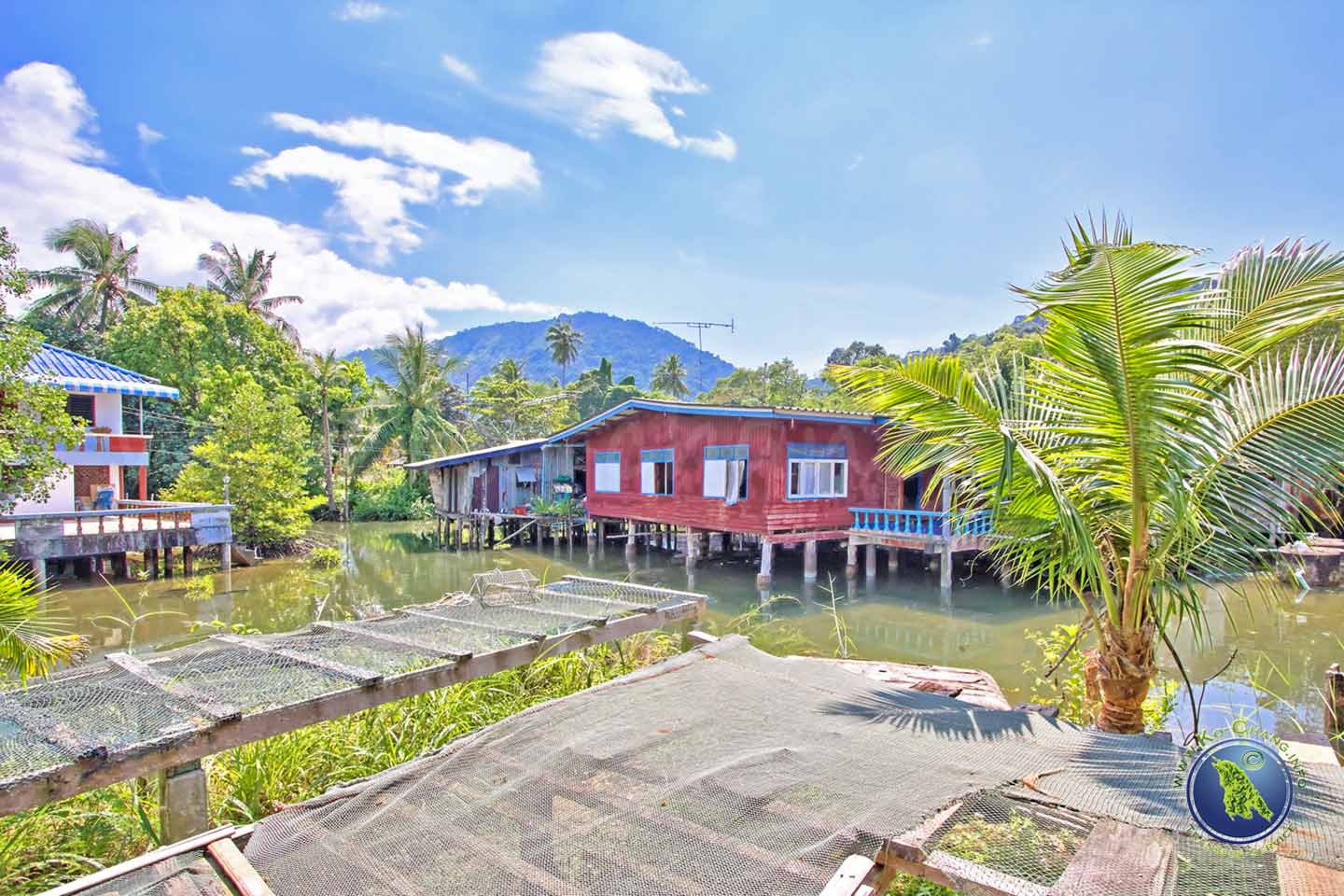 Dorf der Klong Son Bucht auf Koh Chang