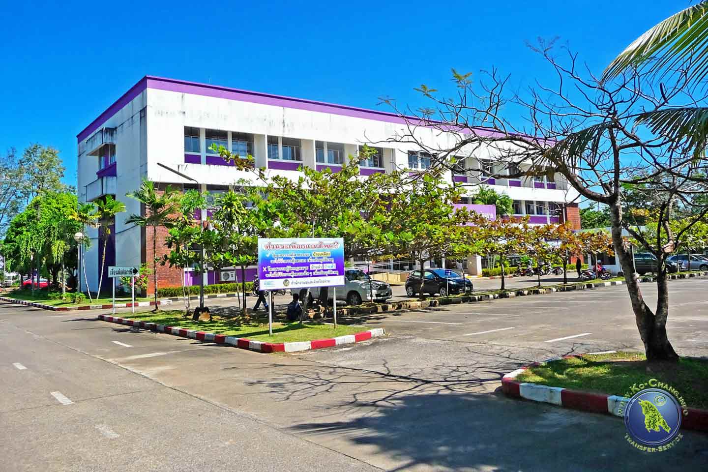Führerscheinstelle in Trat vor Koh Chang in Thailand